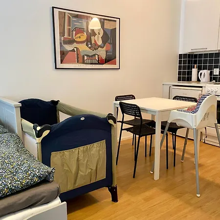 Apartment Tranquil Near Nature, Free Parking& Wifi *