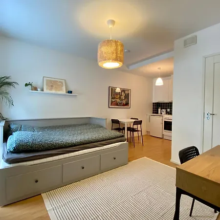 Tranquil Near Nature, Free Parking& Wifi