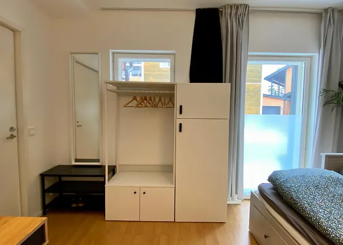 Tranquil Near Nature, Free Parking& Wifi Helsingfors