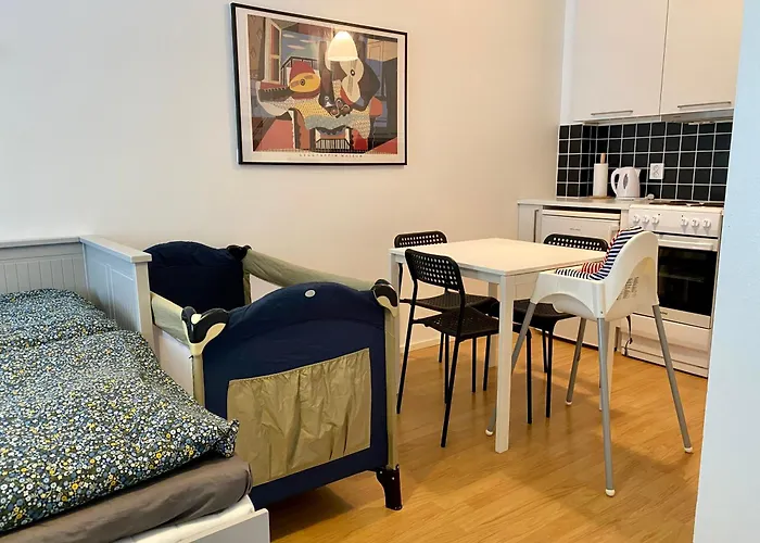 דירה Tranquil Near Nature, Free Parking& Wifi *