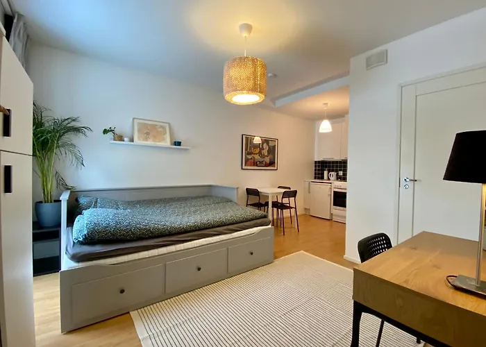 Tranquil Near Nature, Free Parking& Wifi